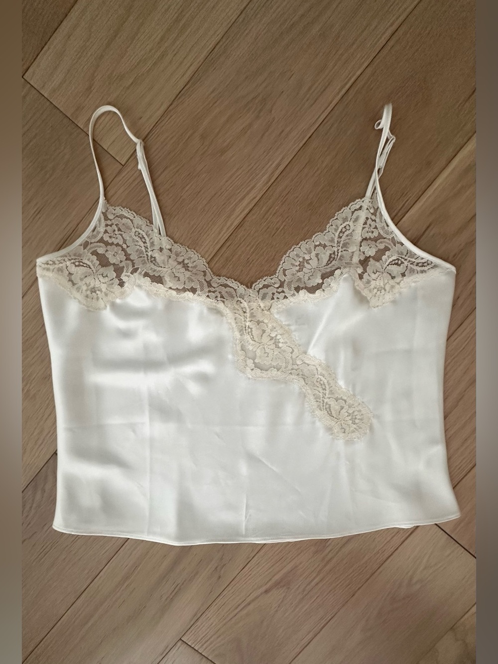 Vintage Victoria’s Secret GOLD label camisole - Picture 2 of 15